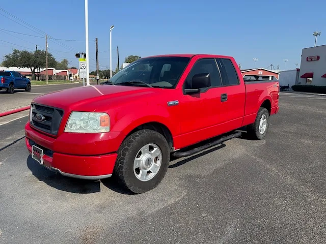 2004 Ford F-150 STX's photo