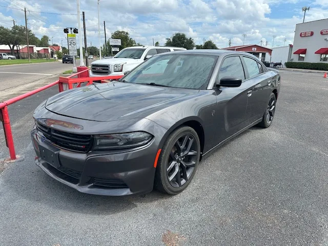 2020 Dodge Charger SXT's photo